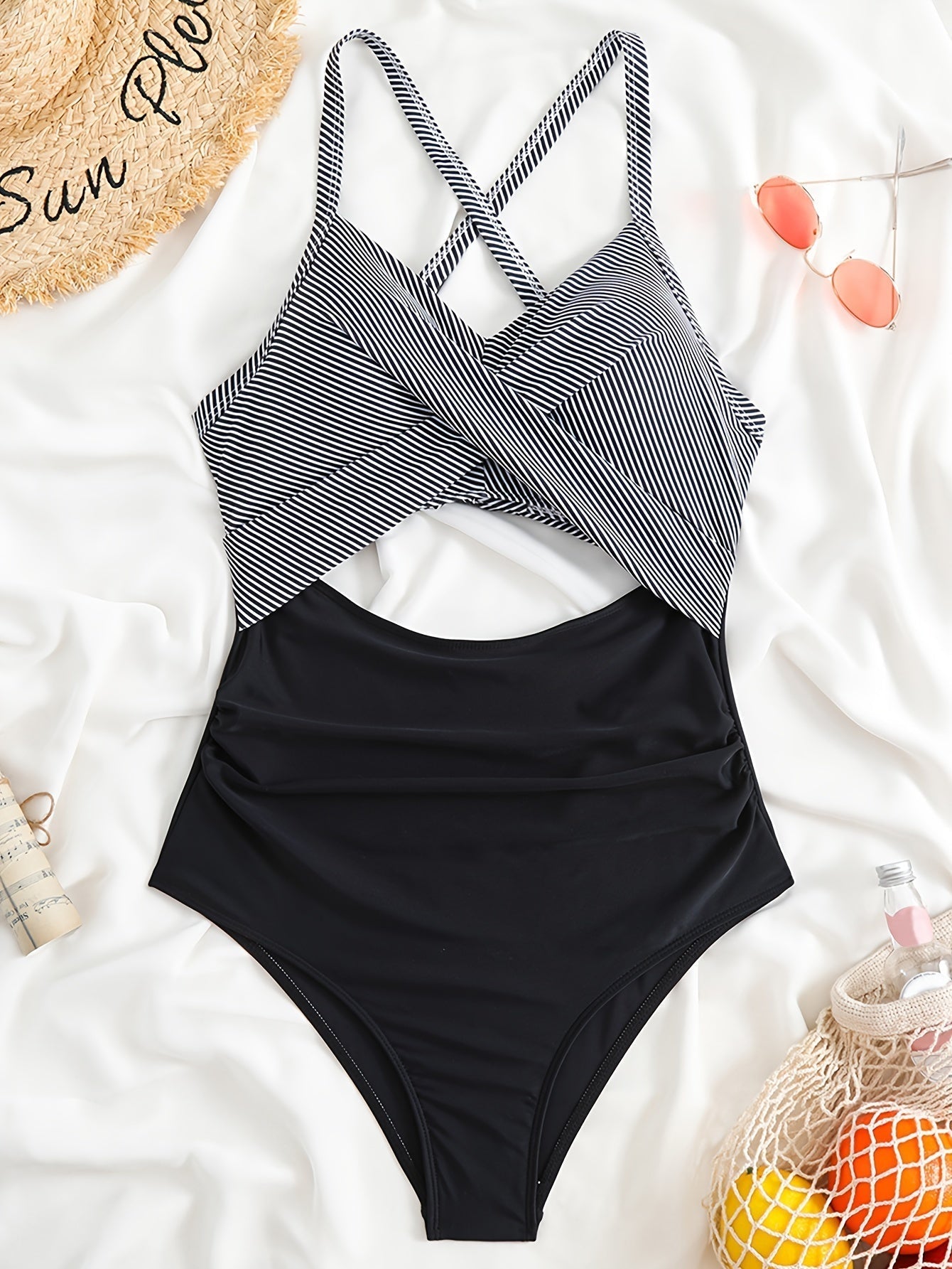 Bicolor Costume with Cut Out