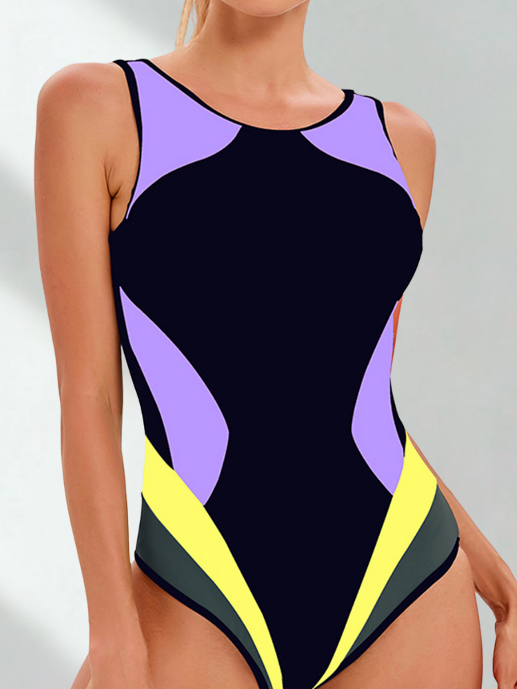 One-Piece Women's Swimming Costume - Shaping and Sporty