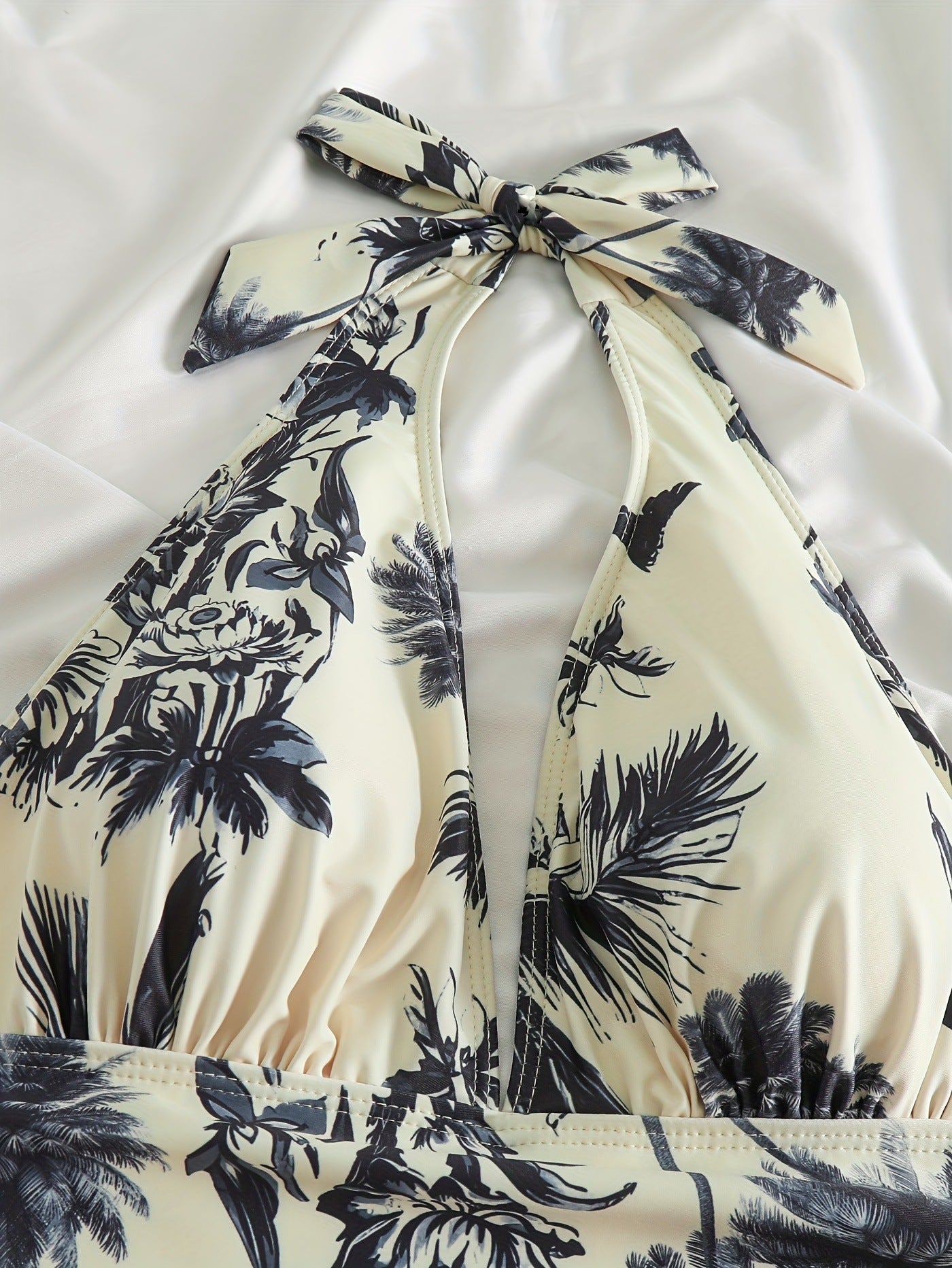 Shaping Swimsuit with V-Neck and Garden Print